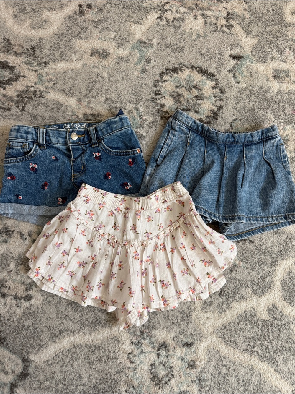 Bundle of Girls Shorts/Skort Size 4t
